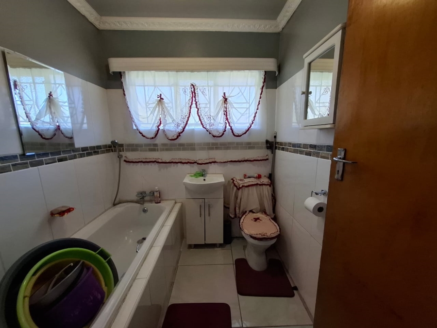 2 Bedroom Property for Sale in Navalsig Free State